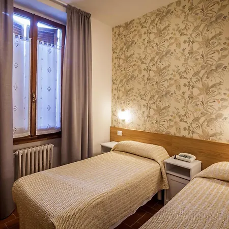 Hotel La Palomba 3*