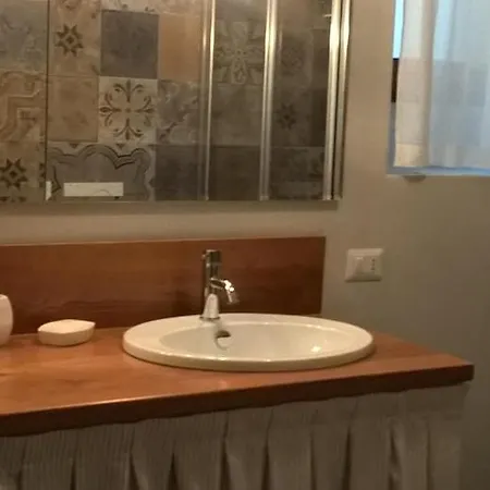 Hotel La Palomba 3*