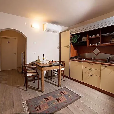 La Palomba Hotel 3*