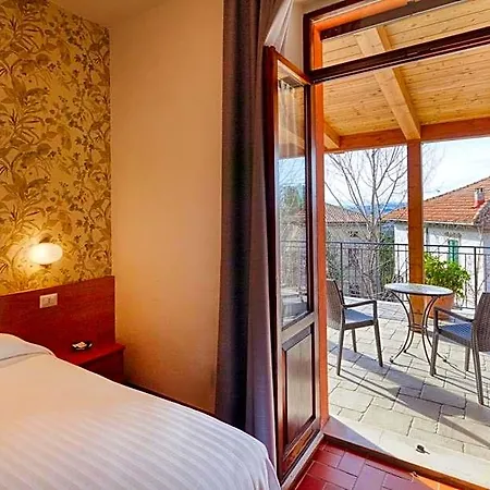 La Palomba 3*